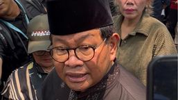 Pramono Anung Kenang Guruh Soekarnoputra