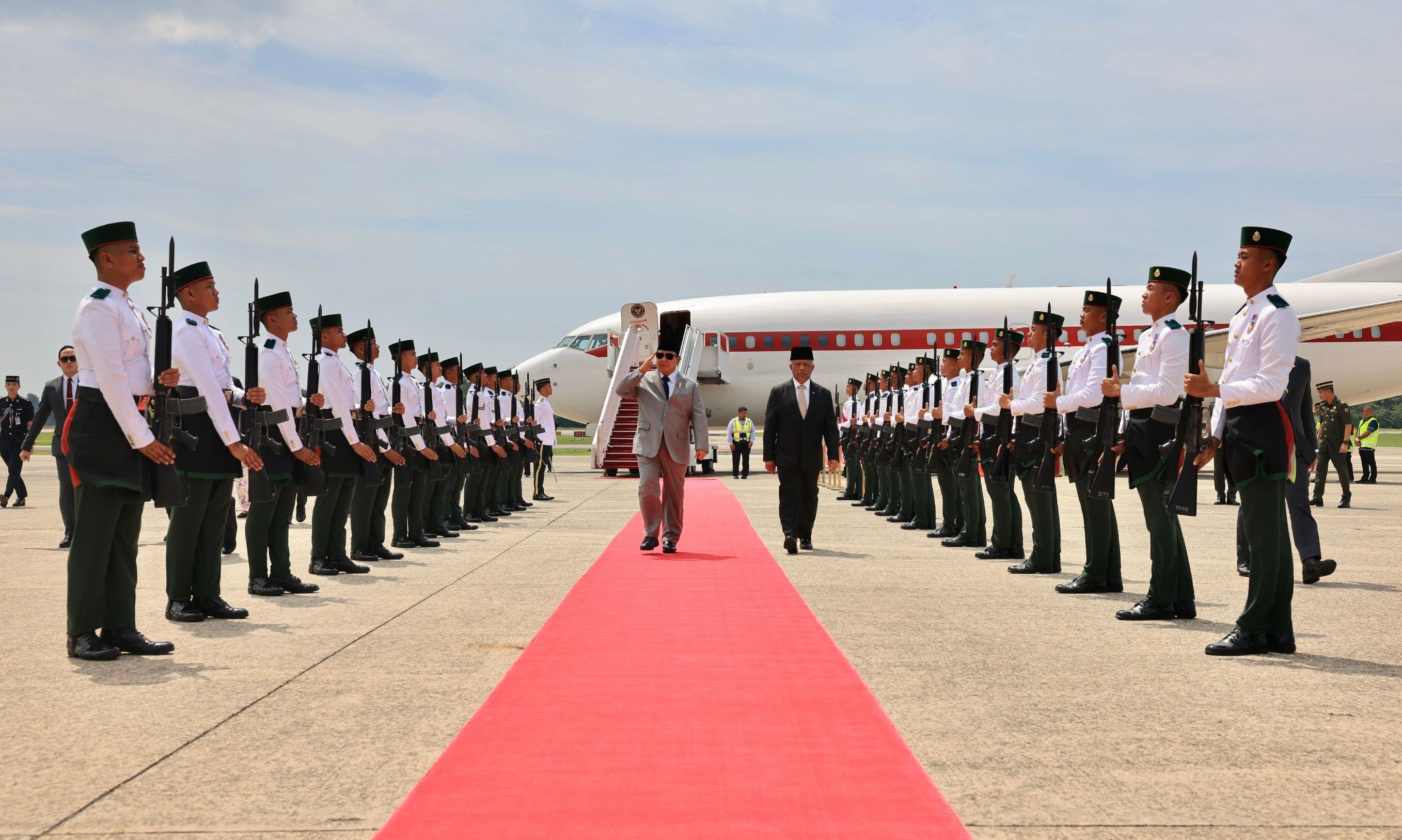 Prabowo Tiba di Brunei Darussalam untuk Bertemu Seri Sultan Haji Hassanal Bolkiah <b>(Istimewa)</b>