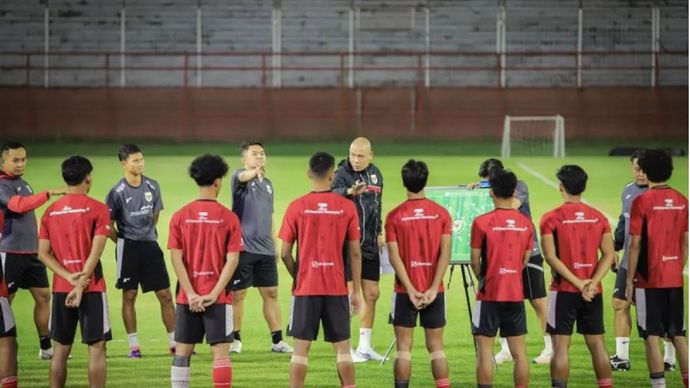 Pelatih Timnas Indonesia U-20, Nova Arianto