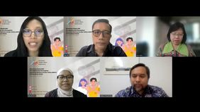 Disrupsi digital yang menurunkan kepercayaan publik pada media dapat diatasi dengan meningkatkan disiplin kerja jurnalistik dan mematuhi etika, menurut Ketua Umum Asosiasi Media Siber Indonesia (AMSI), Wahyu Dhyatmika.