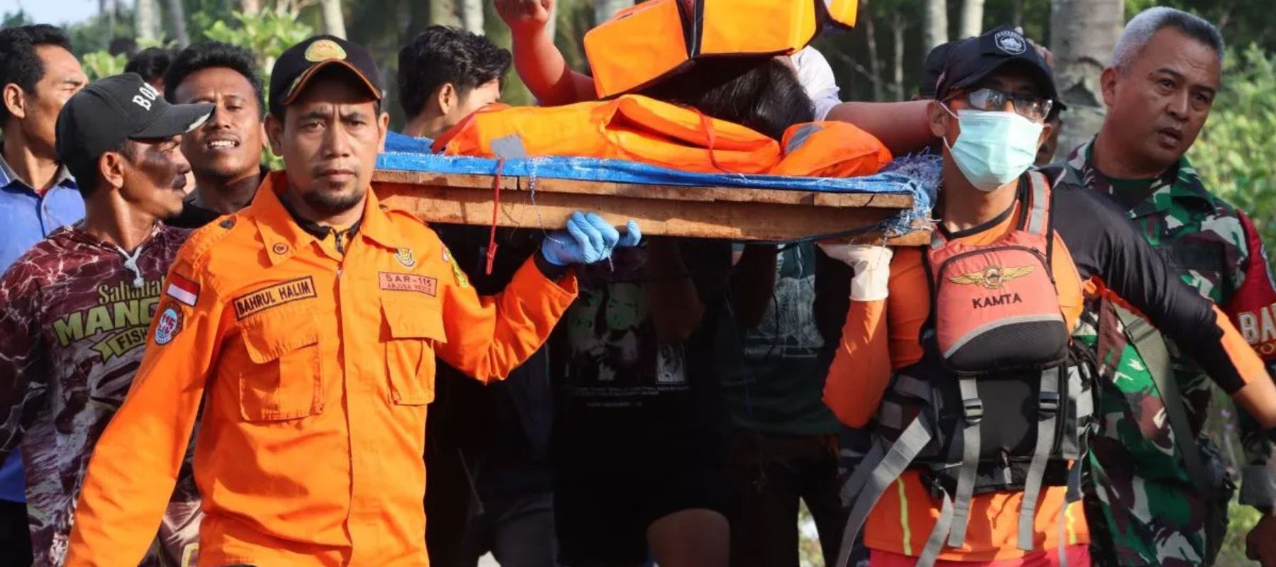 80 Prajurit Dikerahkan, Misi Penyelamatan Korban Kapal Tenggelam di Selat Bali Dimulai