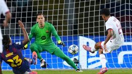 Hasil Liga Champions: PSG Tekuk Barcelona, Arsenal Hajar Olympiakos