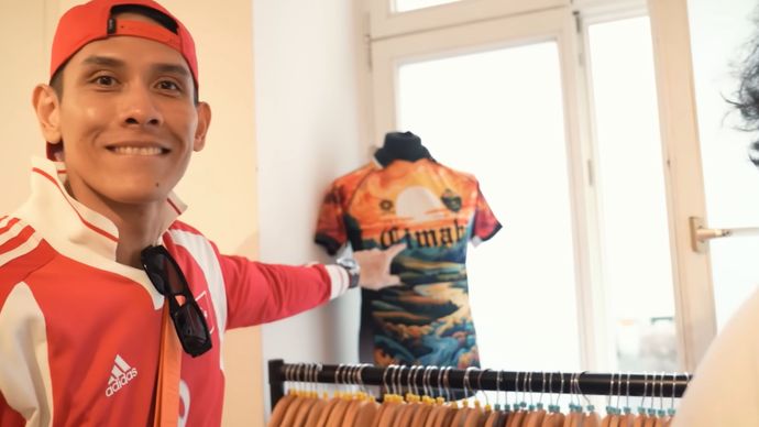 Viral Jersey PSKC Cimahi Menduai Usai Mejeng di Toko Baju Berlin Jerman