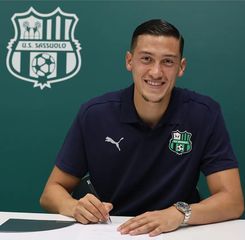 Kapten Timnas Indonesia Jay Idzes Resmi Gabung Sassuolo