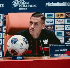 Jay Idzes Ajak John Herdman buat Sejarah di Timnas Indonesia