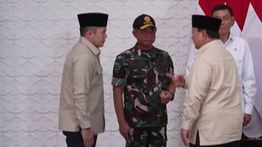 Video Asli Mayor Teddy yang Disebut Jalan Mendahului Panglima TNI, Ternyata Ada Intruksi Prabowo