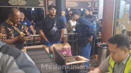 Viral Penumpang Super Air Jet Ngamuk Usai Delay Tujuan Jakarta-Medan