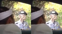 Momen Dedi Mulyadi Ketemu Kakek Berseragam Polisi