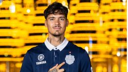 Shayne Pattynama Resmi Gabung Buriram United