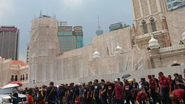 PM Malaysia Anwar Ibrahim Didemo untuk Segera Mundur dari Jabatannya