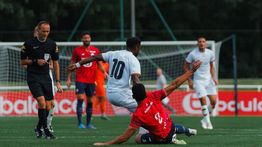 Jay Idzes Tak Masuk Line Up, Venezia Takluk 3-0 Atas Lille