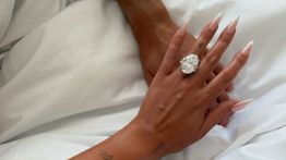 Reaksi kocak Netizen +62 Usai Ronaldo Beri Cincin Berlian Jumbo ke Georgina Rodriguez