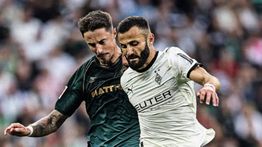 Borussia Monchengladbach Klub Kevin Diks Kalah Telak 4-0 Atas Werder Bremen