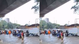 Jalan Raya Ciledug Banjir, Puluhan Motor Mogok