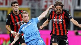 Hasil Liga Italia: 10 Pemain AC MIlan Tumbangkan Napoli