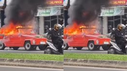 Viral Mobil VW Kurierwagen Terbakar Hebat di Tangsel