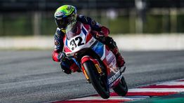 Kiandra Ramadhipa Juara ETC Catalunya 2025 Meski Start di Posisi 24