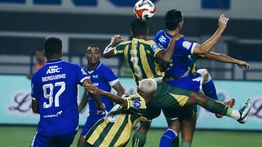 Klasemen Super League: Persib Bandung Dibayangi Borneo FC dan Persija di Puncak