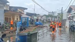 Banjir di Kampung Rawa Indah Kelapa Gading Capai 40 Cm