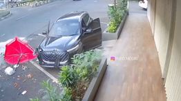 Mobil Chery Tabrak Kakek Pedagang Mie Ayam di Kelapa Gading