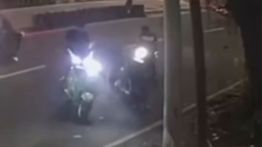 Aksi Begal di Gambir Terekam CCTV, Petugas Damkar Jadi Korban