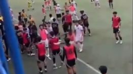 Kata Coach Nova Arianto Usai Tendangan Kungfu Pemain Timnas Indonesia U-17 ke Lawan