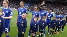 10 Tahun Lalu Juara Liga Inggris, Leicester City Turun Kasta ke Divisi 3
