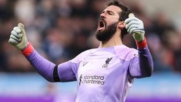 Juventus Incar Alisson Becker dari Liverpool