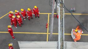 Pengetahuan dasar K3 (Kesehatan dan Keselamatan Kerja) adalah hal mutlak bagi para pekerja di sektor usaha dengan resiko tinggi.