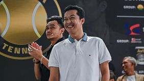 Fenomena rangkap jabatan di lingkungan pemerintah kembali menjadi sorotan. Terbaru, Wakil Menteri Pemuda dan Olahraga (Wamenpora) Taufik Hidayat resmi ditunjuk sebagai komisaris di PT PLN Energi Primer Indonesia (PLN EPI), anak usaha dari PT Perusaha