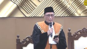 Hakim Agung, Prof Dr Sunarto terpilih menjadi Ketua Mahkamah Agung (MA) periode 2024-2029 menggantikan posisi Prof Dr Muhammad Syarifuddin yang akan memasuki masa pensiun pada November mendatang.