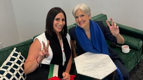 Publik banyak mengenal dalam pemilihan Presiden Amerika Serikat 2024 pastinya menjadi pertarungan antara Donald Trump dan Kamala Harris, namun perlu diketahui masih ada kandidat lain yaitu Jill Stein yang dikenal sebagai Pro Palestina.