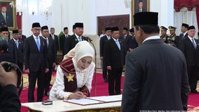 Iffa Rosita resmi dilantik Presiden Prabowo sebagai Ketua Komisi Pemilihan Umum (KPU) di Istana Negara, Jakarta pada Selasa 5 November 2024.