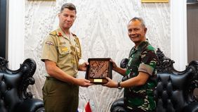 Kepala Staf Umum (Kasum) Letjen TNI Richard Tampubolon menerima kunjungan dari Courtesy Call Athan Australia Brigjen Matt Campbell yang bakal mengakhiri tugas sebagai Athan Australia di Indonesia.