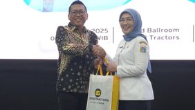 Dalam rangka memperingati Hari Gizi Nasional ke-65, PT United Tractors Tbk (UT) berkolaborasi dengan Puskesmas Kecamatan Cakung menggelar acara puncak Hari Gizi Nasional 2025.