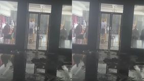 Beredar video memperlihat satu-satunya toko yang masih aman dalam kebakaran di Mall Kendari. Hal tersebut menjadi viral media sosial.