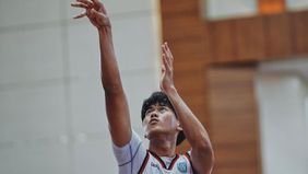 Atlet Bakset asal Indonesia, Anto Boyratan menjadi pemain pertama yang bergabung dengan salah satu klub NBL1 South yaitu Dandenong Rangers.