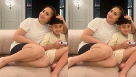 Rafathar Malik Ahmad kini mengikuti tren warga Jawa Barat yang mengadu ke Dedi Mulyadi. Hal ini menjadi viral di media sosial.