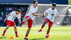 Almere City terdegrasi setelah berada di dasar klasemen dan hanya mengupulkan poin sebanyak 21.