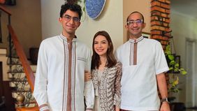 Kabar duka datang dari Najwa Shihab, suaminya bernama Ibrahim Sjarief Assegaf meninggal dunia setelah sempat mendapat perawatan di Rumah Sakit Pusat Otak Nasional (RS PON) Jakarta pada Selasa 20 Mei 2025, sekitar pukul 14.29 WIB.