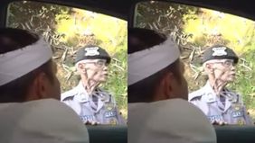 Hal ini terlihat dari unggahan akun TikTok Dedi Mulyadi yang melihat kakek tersebut mengenakan baju polisi lengkap dengan atributnya.