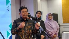 Direktur Utama (Dirut) BPJS Kesehatan, Ali Ghufron Mukti memberikan tanggapan terkait 7,3 juta peserta Penerima Bantuan Iuran (PBI) Jaminan Kesehatan Nasional (JKN) yang dinonaktifkan akibat perpindahan Data Tunggal Sosial Ekonomi Nasional (DTSEN).