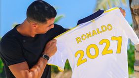 Kapten Timnas Portugal, Cristiano Ronaldo resmi perpanjang kontrak dengan klub asal Arab Saudi Al Nassr hingga 2027.
