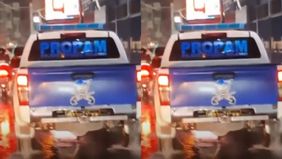 Beredar video memperlihatkan mobil dinas milik Propam Polres Tapanuli Selatan (Tapsel) diduga terlibat tabrak lari yang dikendarai dua sejoli pelajar di Medan. Hal tersebut menjadi viral di media sosial.