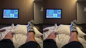 Penyerang Oxford United, Ole Romeny membagikan kondisi cederanya melalui unggahan Instagram miliknya setelah menghadapi Arema FC di Piala Presiden 2025.