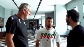 Paulinho Moccelin dan Arema FC sudah menyampaikan permintaan maaf kepada pihak Oxford United terkait cedera yang dialami oleh Ole Romeny.