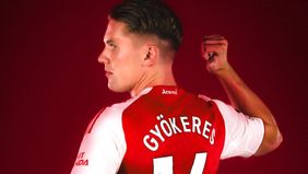 Arsenal resmi mendatangkan penyerang tajam asal Swedia yaitu Viktor Gyokeres dari Sporting Lisbon dengan harga 73,5 juta euro atau setara Rp1,4 triliun.