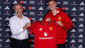 Manchester United resmi mendatangkan Benjamin Sesko dari klub Bundesliga RB Leipzig dengan kontrak lima musim.