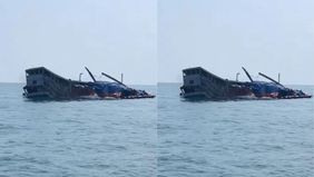 Beredar video memperlihatkan sebuah Kapal Layar Motor (KLM) Hasil Karya Bahari tenggelam di perairan Karang Jamuang, Gresik, Jawa Timur. Hal tersebut menjadi viral di media sosial.