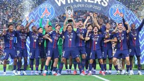 PSG berhasil meraih juara Piala Super Eropa setelah menumbangkan Tottenham Hotspur lewat adu penalti (4-3) usai bermain imbang 2-2 di Stadion Bluenergy pada Kamis dini hari tadi, 14 Agustus 2025.